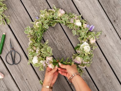 Flower Crown Making image